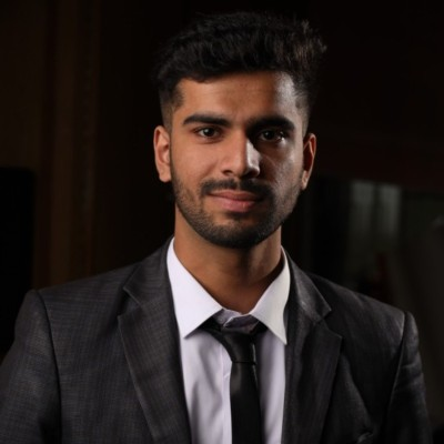 Moiz Khan
